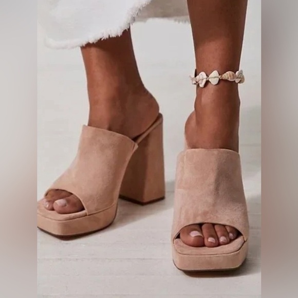 NEW! Free People Pearl Sand Margo Platform Sandal - Size 39EU/9US - Picture 4 of 16